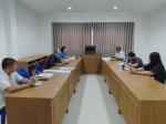 ประชุมเพื่อชี้แจงหลักเกณฑ์และแนวทางในการปฏิบัติงานการดำเนินการจ้างโครงการก่อสร้างปรับปรุงผนังกั้นน้ำกัดเซาะตลิ่ง ม.10